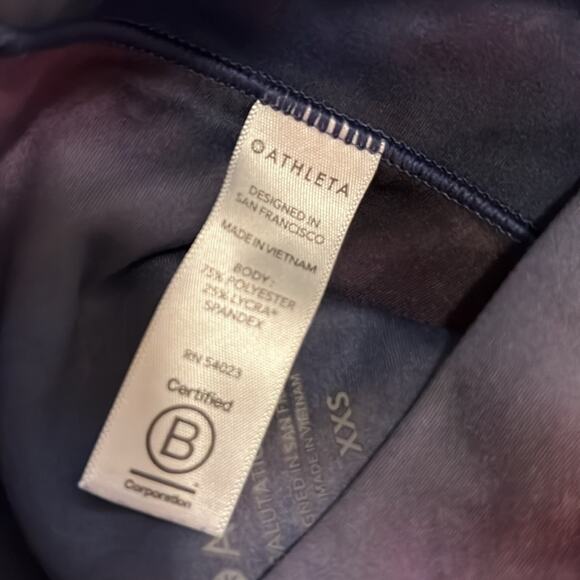 ATHLETA Salutation II Stash Pocket Capri Leggings Supernova Purple Pink XXS - Picture 13 of 16